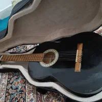 گیتار کلاسیک|گیتار، بیس، امپلیفایر|پرند, فاز ۶|دیوار