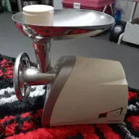 دوعدد چرخ گوشت سانی