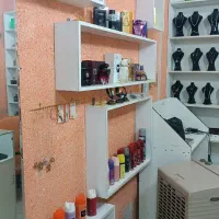 قفسه و ویترین