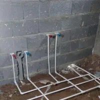 لوله کشی بنایی جوشکاری نقاشی بازسازیی نصب پمپ آب