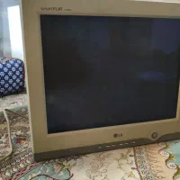 مانیتور ال جی صحیح و سالم