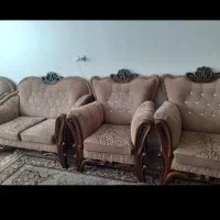 یک دست مبل 7 نفره تمیز در حد نو|مبلمان خانگی و میز عسلی|قم, شهر قائم|دیوار