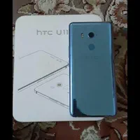 دو تا گوشی اچ تی سی