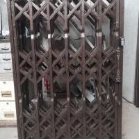 ساخت حفاظ درب ضد سرقت اکاردئونی|خدمات پیشه و مهارت|کاشان, مصلی|دیوار