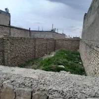 فروش-فوری-زمین-چهار-دیواری-در-محیطی