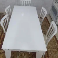 میز غذاخوری