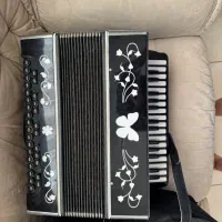 آلات موسیقی