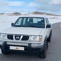 نیسان پیکاپ دو کابین