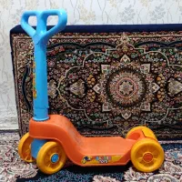 اسکوتر پلاستیکی چهار چرخ