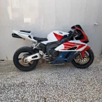 CBR 1000