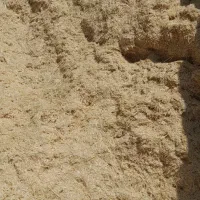 یک انبار کاه گندم تمیز نرم به فروش میرسد