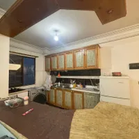 ۸۰متری/۲خواب/طبقه اول/پارکینگ/نزدیک بر اصلی|اجارهٔ آپارتمان|رشت, شهرک قدس|دیوار