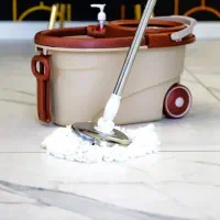 نظافتچی خانوم منزل