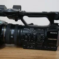 دوربین فیلمبرداری حرفه‌ای Sony NX3 در حد نو