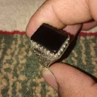 انگشتر نقره با سنگ عقیق سیاه
