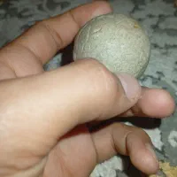 سنگ آسیاب یا الماس یاب فروشی