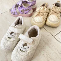 کفش و صندل کودک یک تا دوسال جفتی فقط صد تومن