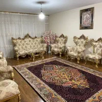 مبل و میز ناهارخوری