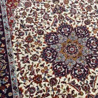 فرش های قدیمی ۱۲ و ۹ متری و کناره|فرش|شیراز, شهرک پرواز|دیوار