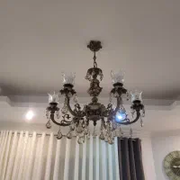 لوستر زارعیان