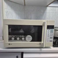 دستگاه ماکرویو در حد نو فروش فوری