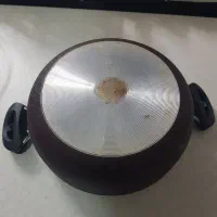 تعداد ۴عدد قابلمه دست دوم با سایزای مختلف|ظروف پخت‌وپز|کاشان, فاز ۲ ناجی آباد|دیوار