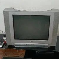 تلویزیون LG همراه زیر تلویزیون 3500000