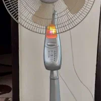 پنکه ایستاده نیازمند تعمیر