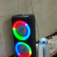 فروش فوری یک دستگاه اسپیکر بزرگ