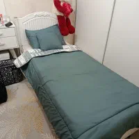 تخت تک نفره دارای جک درحد نو