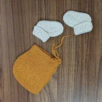 کلاه و پاپوش نوزادی بافتنی