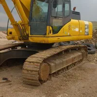 بیل ۴۰۰ کوماتسو