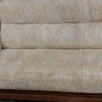 مبل راحتی مقاوم