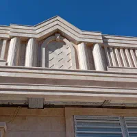 استادکار نمای ساختمان و بندکشی حرفه ای با رنگ دلخا