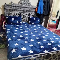 تخت خواب و ساعت|ساعت دیواری و تزئینی|مشهد, مصلی (کارمندان اول)|دیوار