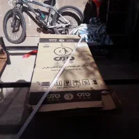 تخت تک نفره همراه با کف چوبی