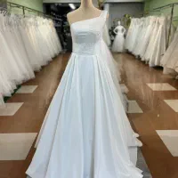 لباس در حد نو