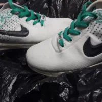 کفش نایک نیکی سایز۳۸رایگان|کیف، کفش، کمربند|شیراز, منطقه هوایی شهید دوران|دیوار