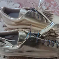 کفش طلایی دخترانه  شیک ونو سایز 39اصلی|کیف، کفش، کمربند|خرم‌آباد, |دیوار