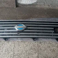 جلو پنجره نیسان