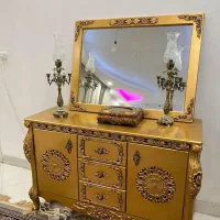 کنسول و شمعدان