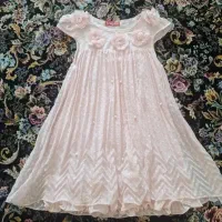 تعدادی لباس دخترانه