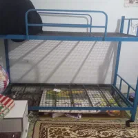 تخت دوطبقه فلزی