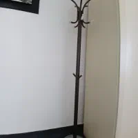 چوب لباسی ایستاده درحدنو