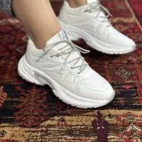 ال وی زنانه