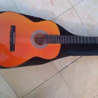 گیتار آکبند بهمراه کیف|گیتار، بیس، امپلیفایر|تهران, امانیه|دیوار