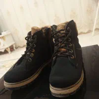 نیم بوت|کیف، کفش، کمربند|سلماس, |دیوار