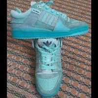 کتونی ها اورجینال هستند