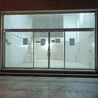 مغازه تجاری ۳۰متری حاشیه خیابان اصلی