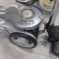*جارو برقی LG مخزنی دسته کنترلی اصل کره در حد اک *|جاروبرقی، جارو شارژی، بخارشو|اصفهان, شهرک کاوه|دیوار